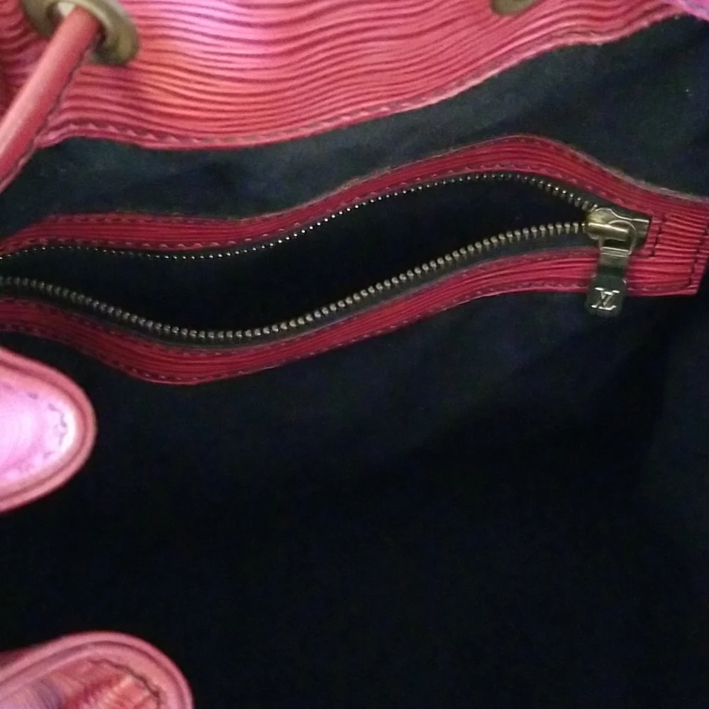 EXQUISITE SHOULDER BAG - Picture 13 of 16